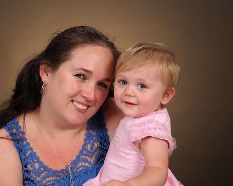 Andrea Wakefield with her late daughter Shelby Andrea Wakefield with her late daughter Shelby